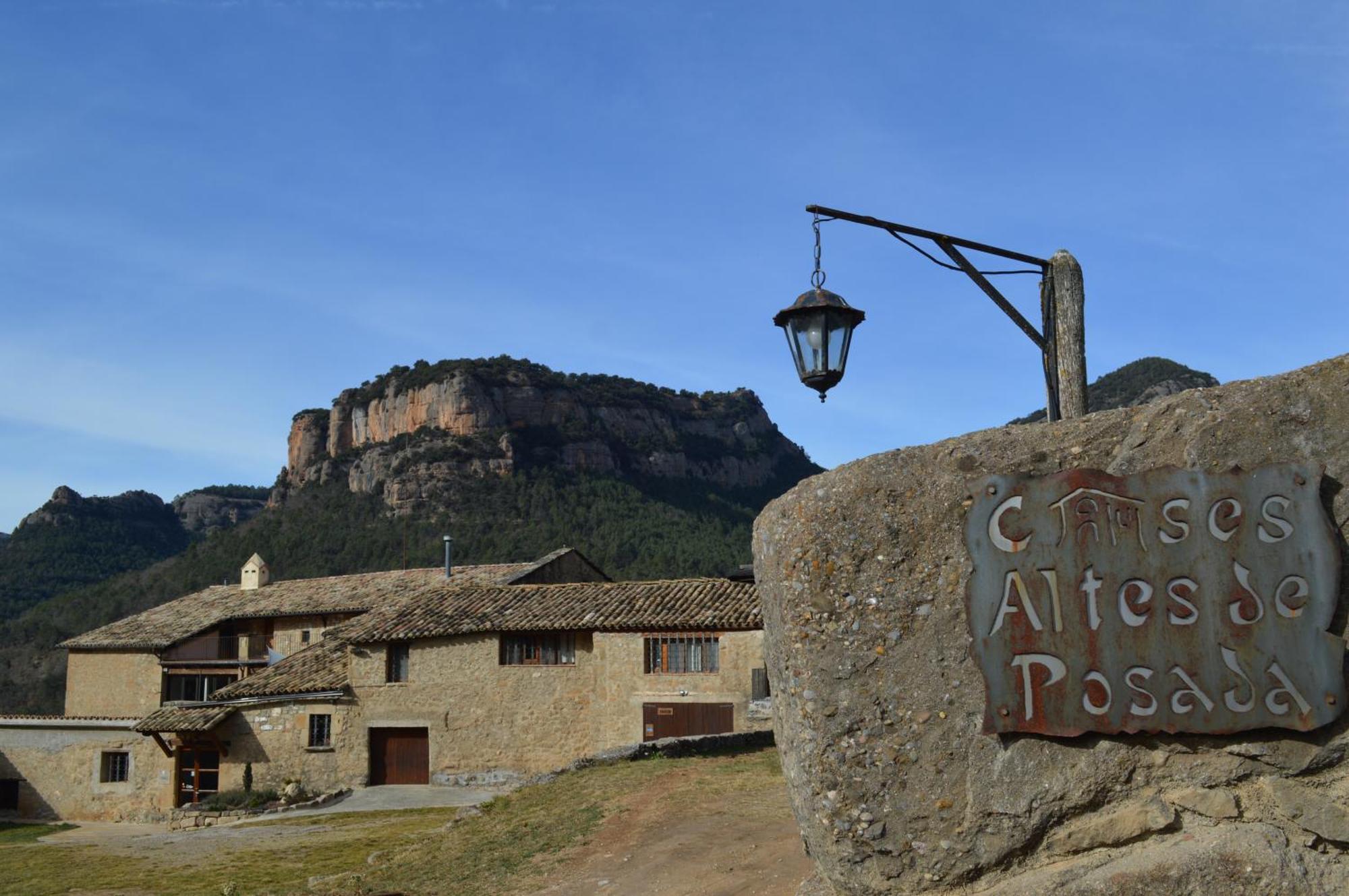Cases Altes De Posada Navés Exteriér fotografie